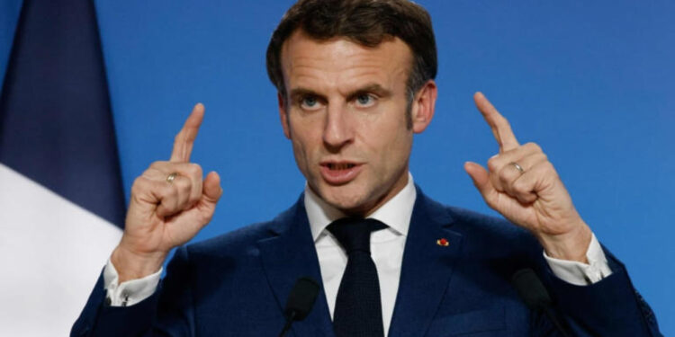 ‘Hay que prepararse para que Rusia ataque’: Macron