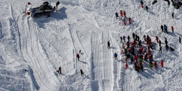 4 personas mueren en una avalancha en Francia