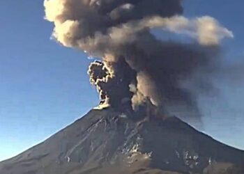 AICM: van 22 vuelos cancelados por ceniza del Popocatépetl