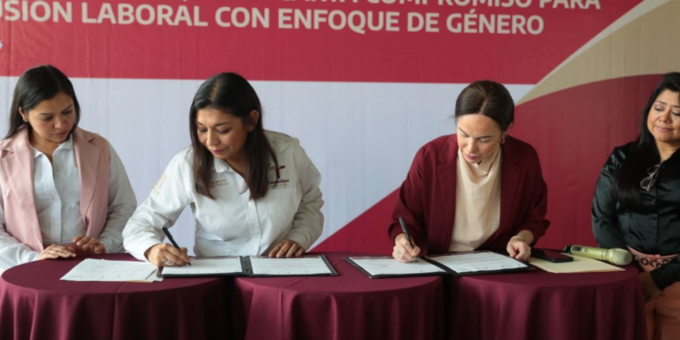 Firman carta compromiso municipio y estado para impulsar a mujeres en sector laboral