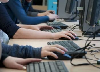 Ya tienen internet 1,365 escuelas rurales, asegura secretaria de Educación