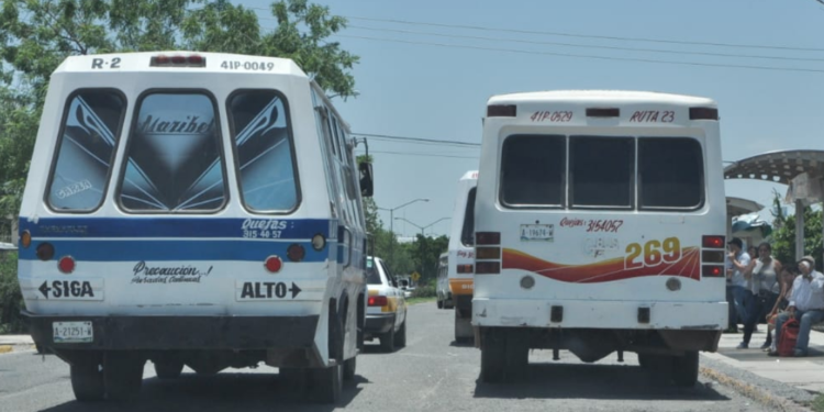 Son «chatarra» dos mil micros del transporte público