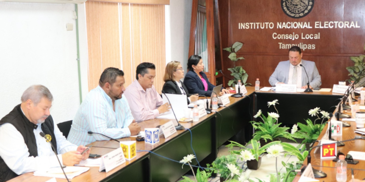 Perdona INE a «La Borrega» y a Casandra de los Santos