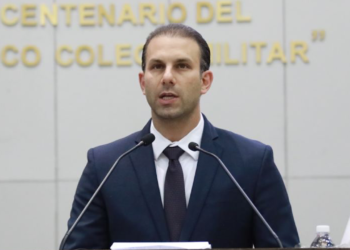 Pide PAN prohibir celulares en mamparas el día de la elección