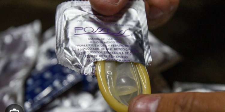 Distribuirá SS 20 mil condones en las playas