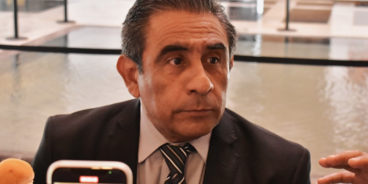 Sigue en el «aire» candidatura de «Makito»