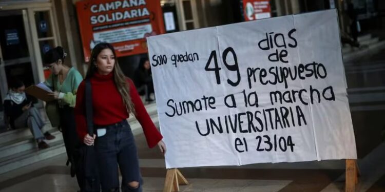 Universidades argentinas en crisis: el conflicto por el presupuesto educativo