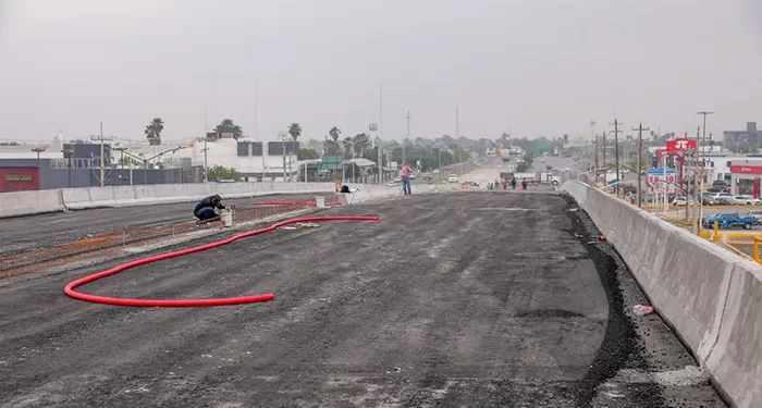 Registra avance del 80%  paso superior en calzada  de Los Héroes