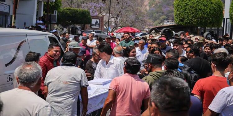 Iglesia católica cuestiona violencia tras feminicidio de Camila en Taxco