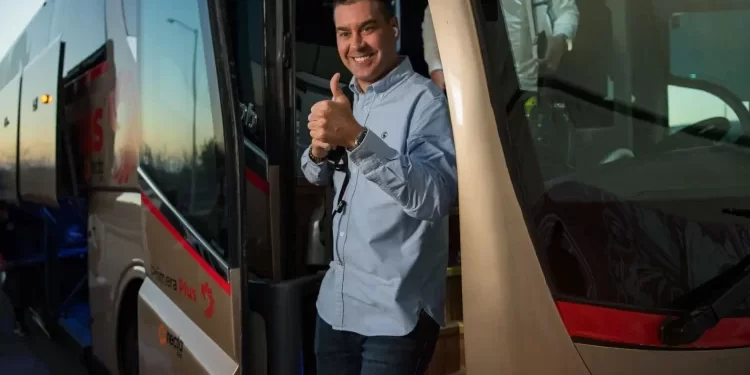 Ismael Rescalvo destituido como director técnico de Mazatlán FC