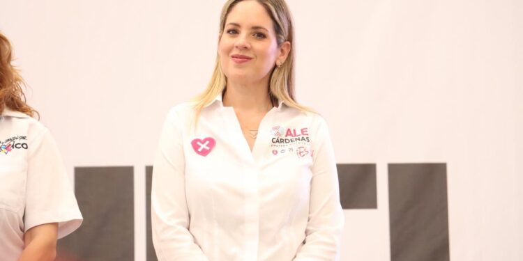 Ofrece Ale Cárdenas certidumbre a la burocracia