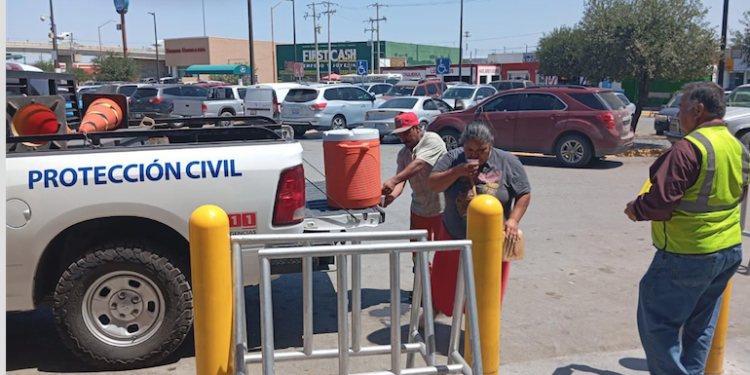 Continua Protección Civil con operativo carrusel ante ola de calor en Nuevo Laredo