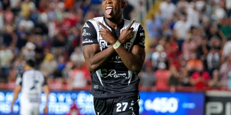 Otra vida para el Rayo: Necaxa avanza en el Play In