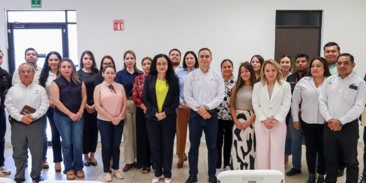 Capacitan a sujetos obligados en materia de transparencia