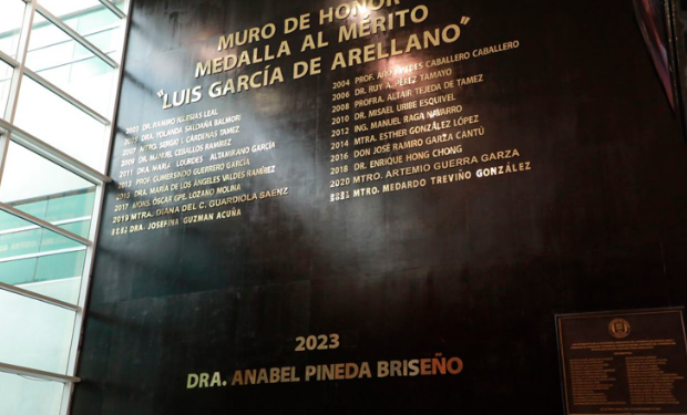 Sigue despreciada la medalla «Luis García de Arellano».