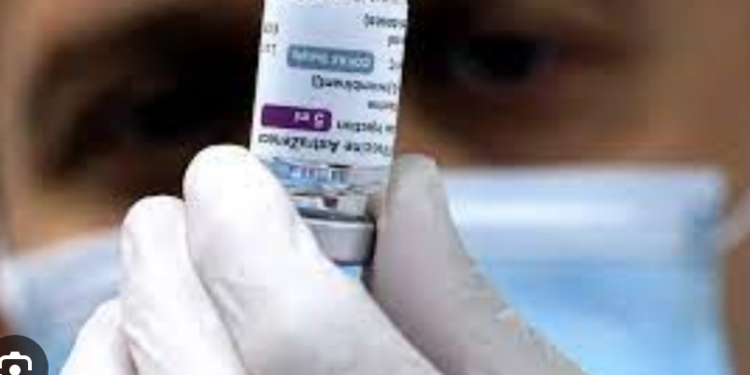 Piden investigar repercusiones en salud de un millón 700 mil tamaulipecos vacunados con AstraZeneca