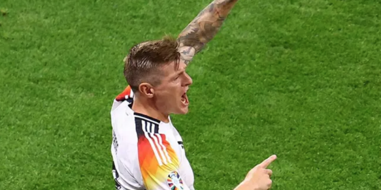España quiere retirar a Tony Kross