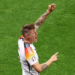 España quiere retirar a Tony Kross