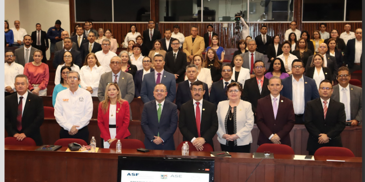 Capacita la ASF al personal administrativo y directivo de la UAT.
