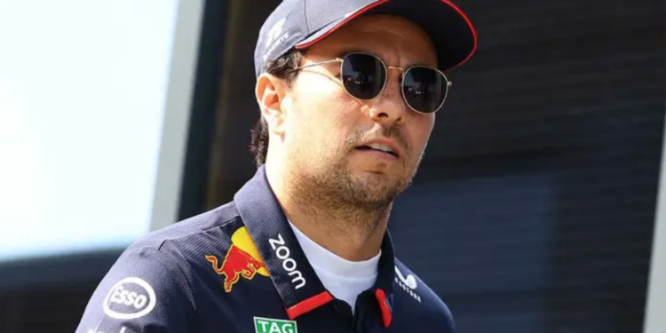 Checo Pérez pone alto a sus detractores