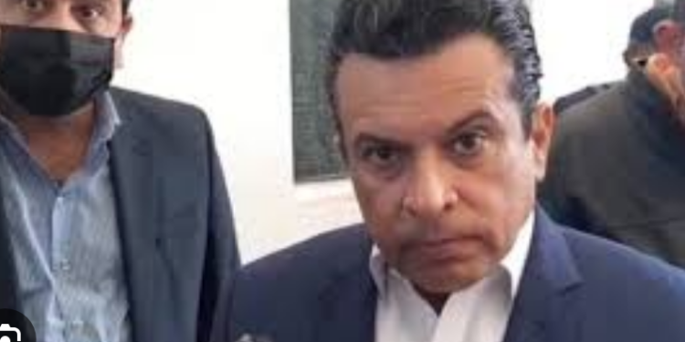 Regidores piden al Congreso destituir a Gattás.