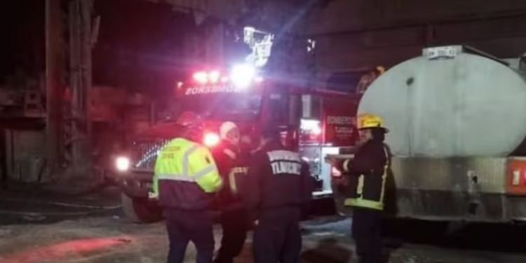 Van 12 muertos por explosión de fabrica en Tlaxcala