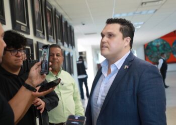 Prieto minimiza amago de juicio político del PAN