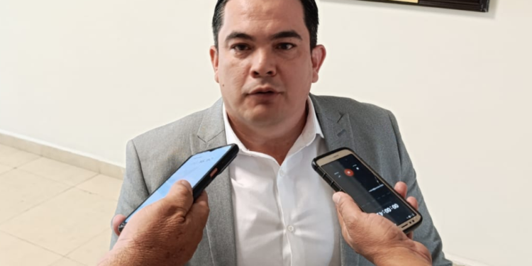 Inteligencia policial y combate a la pobreza «vencerán» la inseguridad: Gallegos.