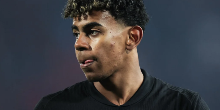 Lamine Yamal se lesiona y peligra su convocatoria a la selección española