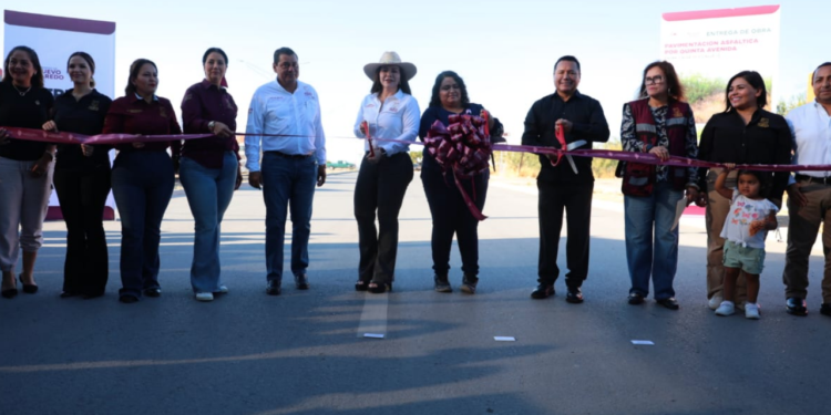 Entrega alcaldesa Carmen Lilia Canturosas más de 49 mdp en obra pública al poniente de Nuevo Laredo