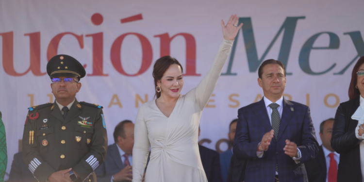 Celebran el 114 aniversario de la revolución mexicana con uno de los desfiles más numerosos