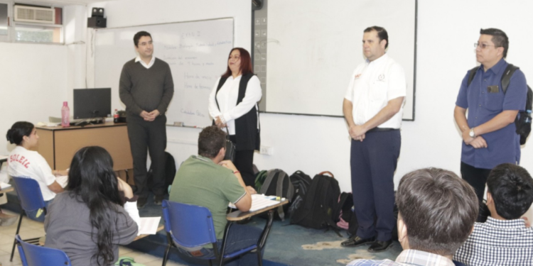 Presentan en la UAT examen de ingresos para el ciclo 2025-1
