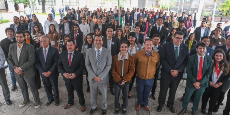 Instalan en Victoria Cabildo de la Juventud 2024