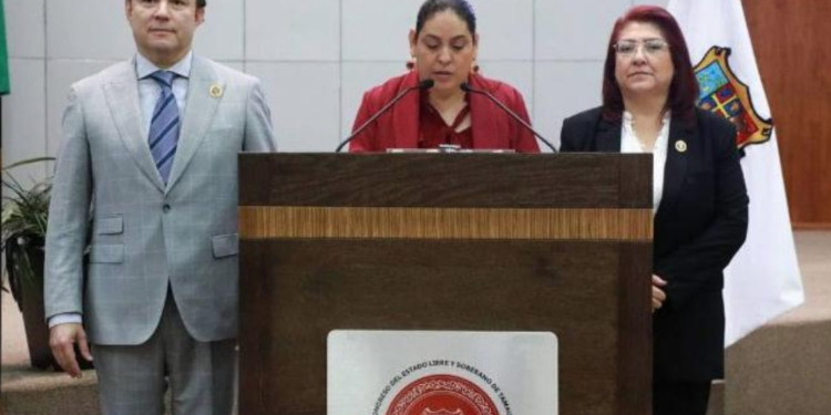 Pide Congreso a SET investigar expulsión de alumna en Nuevo Laredo.