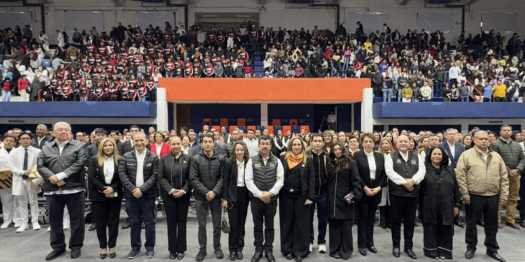 Dámaso Anaya da inicio en Tampico al ciclo escolar de la UAT