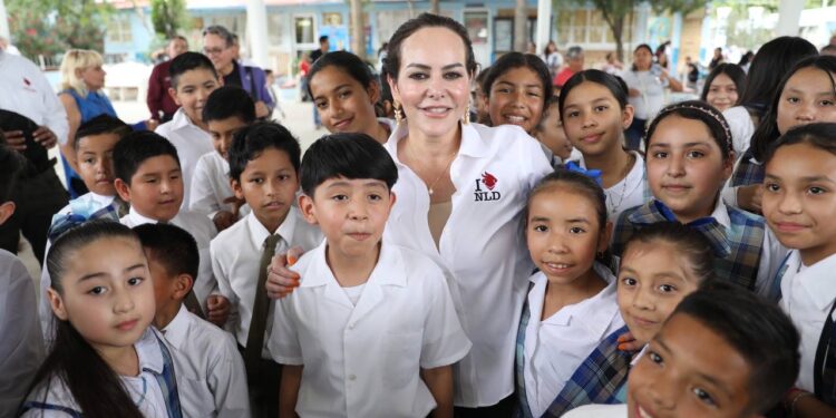 Invita Carmen Lilia a aprovechar prórroga para el registro de becas municipales