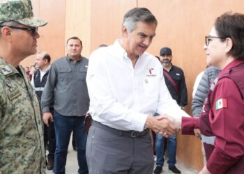 Coordinan gobierno y federación auxilio a damnificados en Reynosa