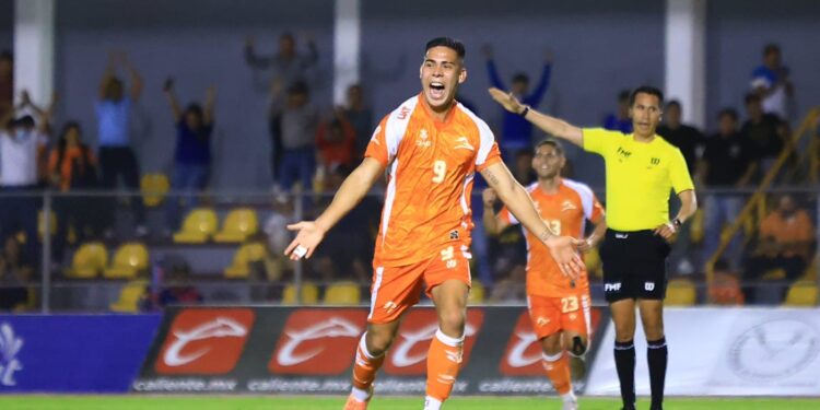 Correcaminos suma su tercer triunfo consecutivo con un cierre de infarto