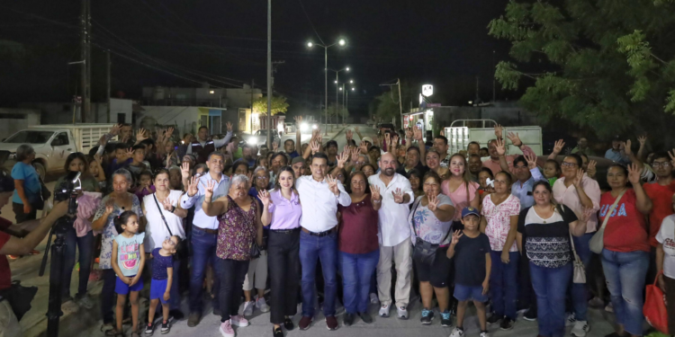 Reinstala Municipio alumbrado y regresa seguridad en Pajaritos