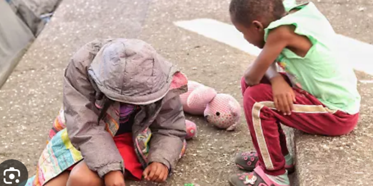 Integrarán a escuelas a niños migrantes extranjeros