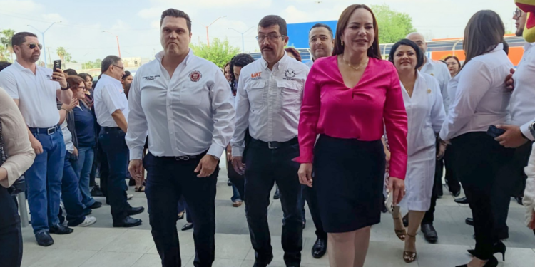 La UAT y el Congreso itinerante realizan brigada médica universitaria en Nuevo Laredo