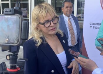 “Es flojo y sus iniciativas son refritos”, dice Magaly Deandar de Ismael García Cabeza de Vaca.