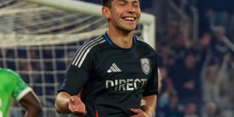 Irving Lozano anota su primer gol en la MLS