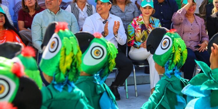 Jardines de niños celebran Capitalidad de Victoria con colorido y mágico desfile.