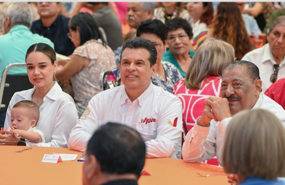 Gracias Lalo por creer en la educación: Arnulfo Rodríguez.