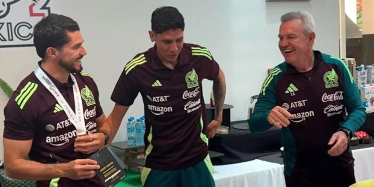 Son Chucky Lozano y Henry Martín bajas para la selección
