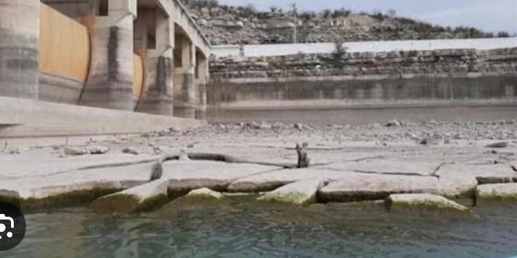 «Estamos en la antesala de no tener una gota de agua», alertan agricultores