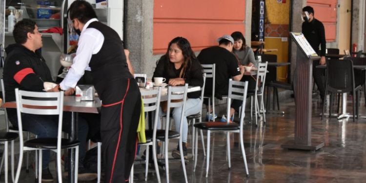 Restauranteros de Victoria ya aplican la Ley Propina.
