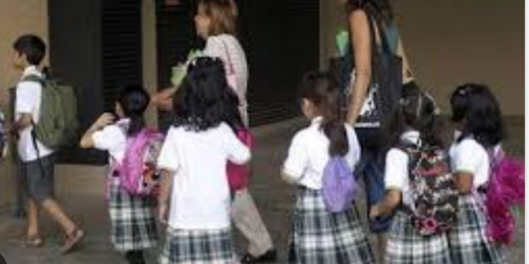 Buscan proveedores para uniformes y útiles escolares en Tamaulipas