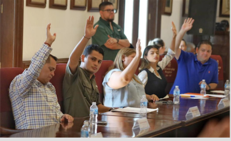Cabildo de trámite a iniciativas del Congreso